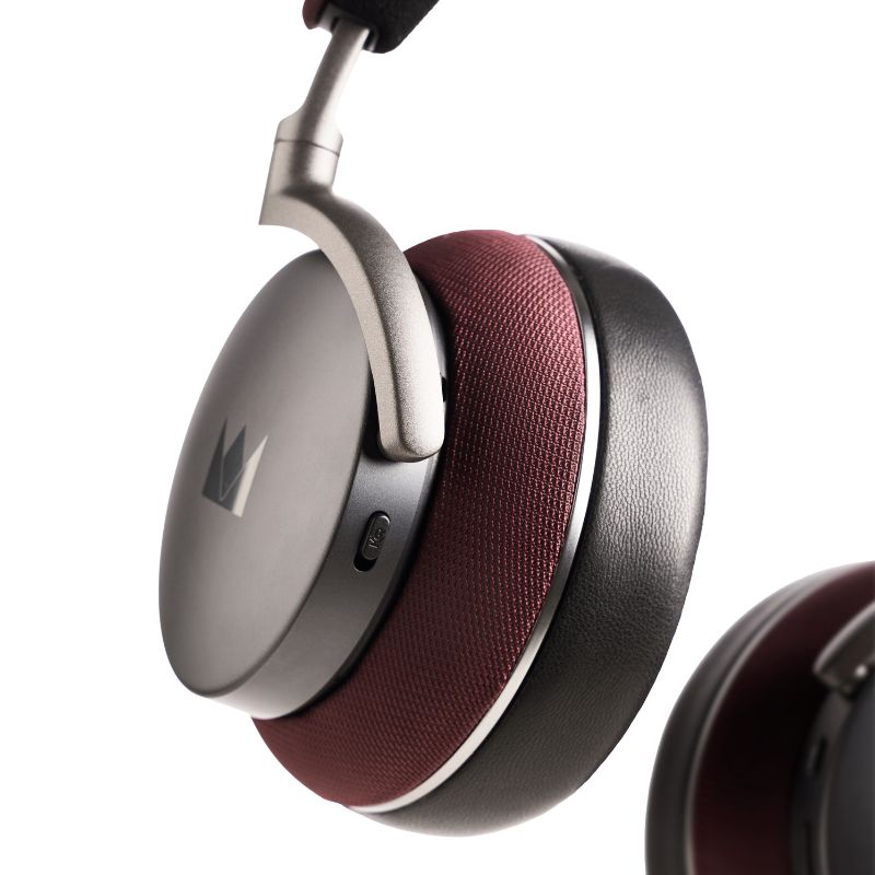 noble audio fokus apollo pro burgundy earcup closeup